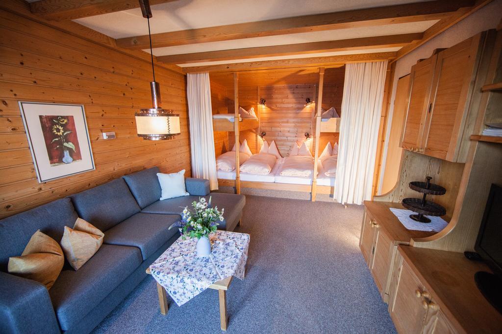 Ferienwohnung Jaufenthaler Zettersfeld Lienz Szoba fotó