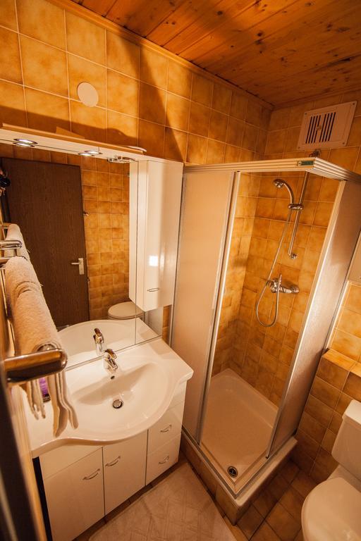 Ferienwohnung Jaufenthaler Zettersfeld Lienz Szoba fotó